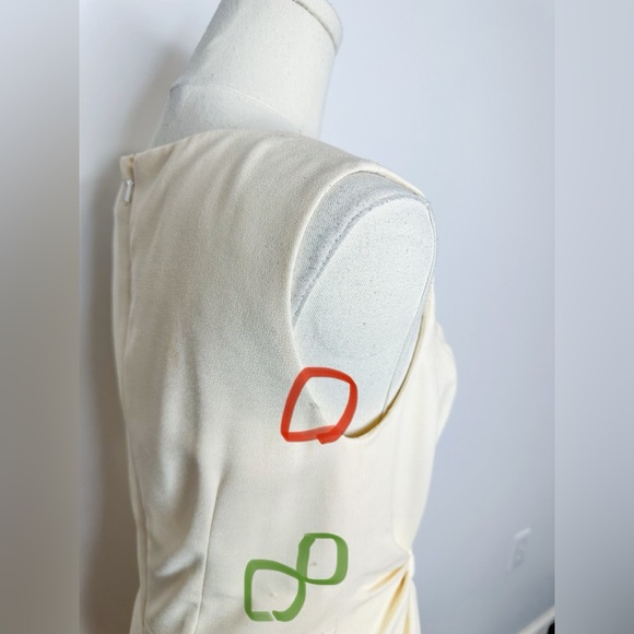 CH CAROLINA HERRERA
Bateau Neckline Knee-Length Dress - Picture 14 of 16